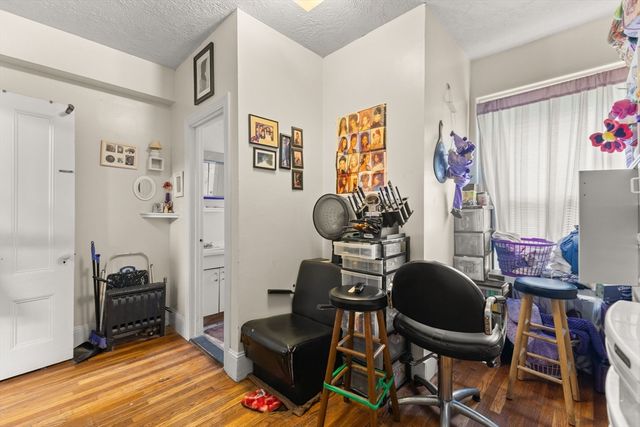 282 Belmont St, Brockton, MA 02301