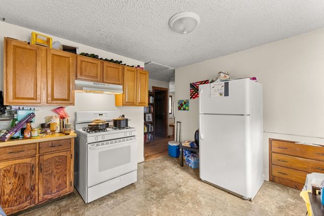 282 Belmont St, Brockton, MA 02301