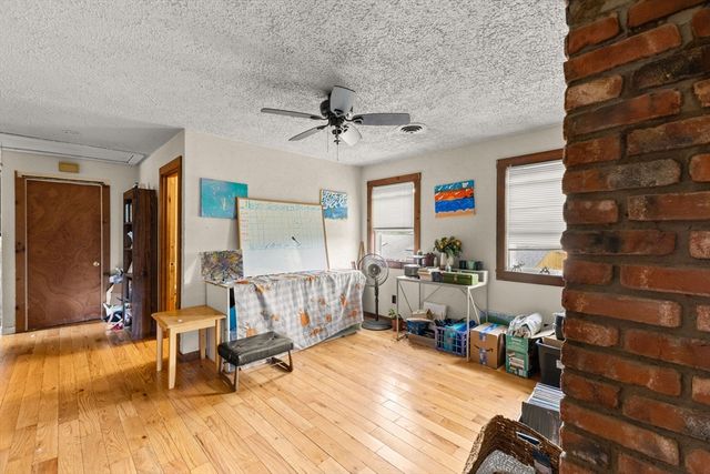 282 Belmont St, Brockton, MA 02301