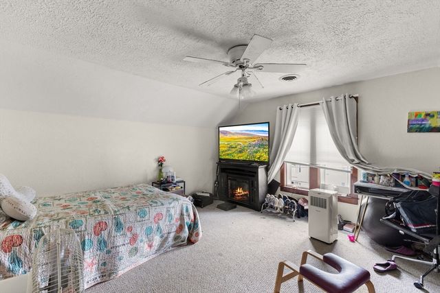 282 Belmont St, Brockton, MA 02301