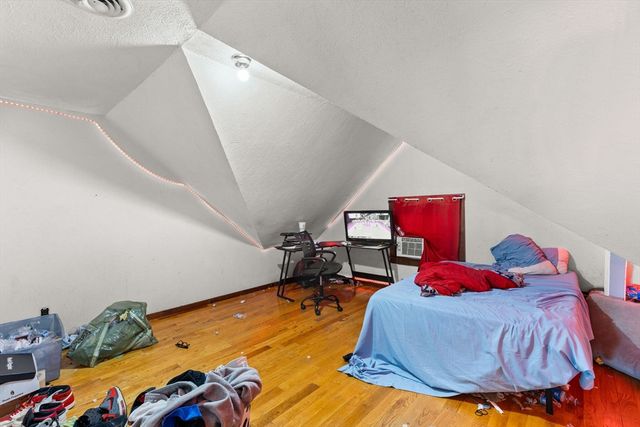 282 Belmont St, Brockton, MA 02301