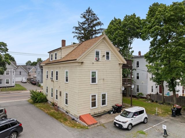 282 Belmont St, Brockton, MA 02301