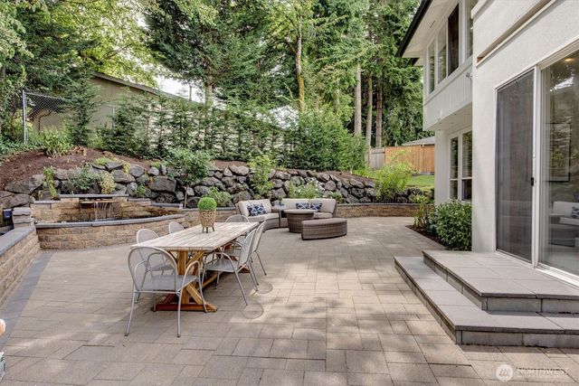 5906 111th Place NE, Kirkland, WA 98033