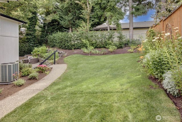 5906 111th Place NE, Kirkland, WA 98033