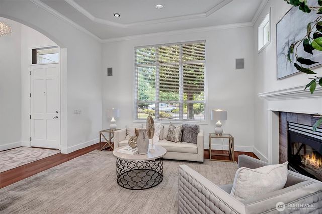 5906 111th Place NE, Kirkland, WA 98033