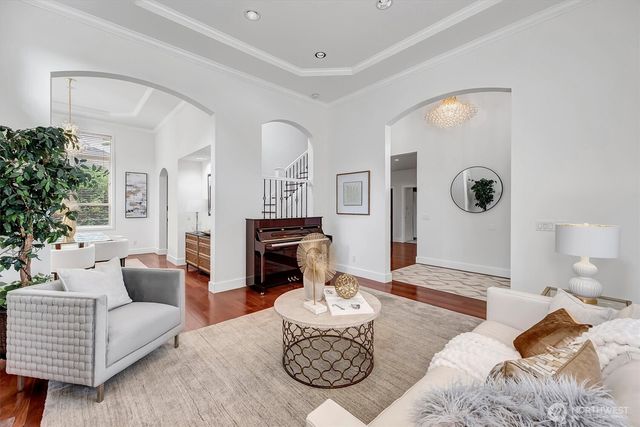 5906 111th Place NE, Kirkland, WA 98033