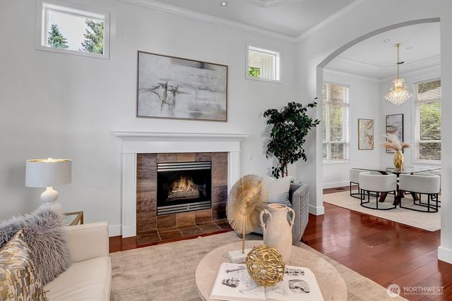5906 111th Place NE, Kirkland, WA 98033