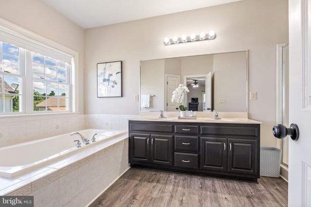 410 ROPER DR, Bowling Green, VA 22427