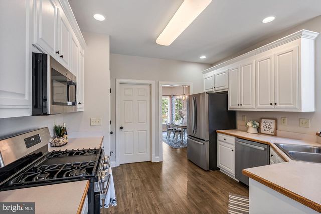 410 ROPER DR, Bowling Green, VA 22427