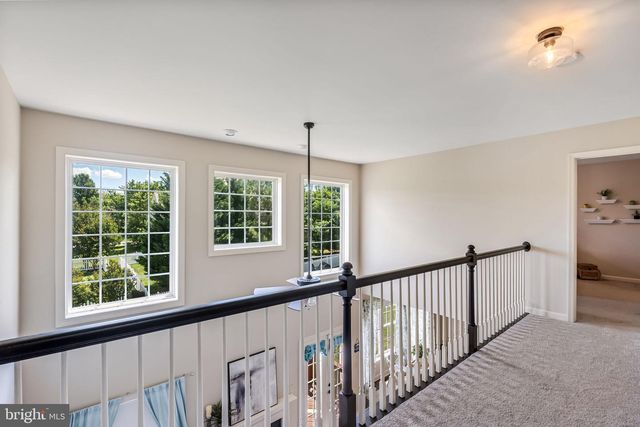 410 ROPER DR, Bowling Green, VA 22427