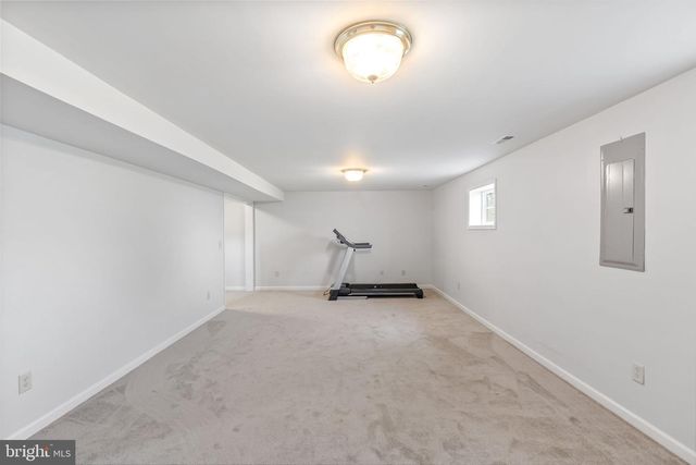 410 ROPER DR, Bowling Green, VA 22427