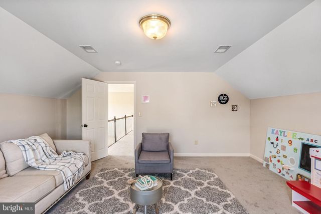 410 ROPER DR, Bowling Green, VA 22427