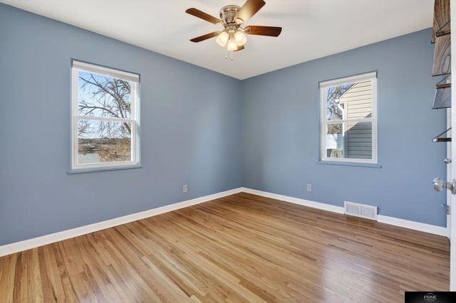 3842 N 65 Avenue, Omaha, NE 68104