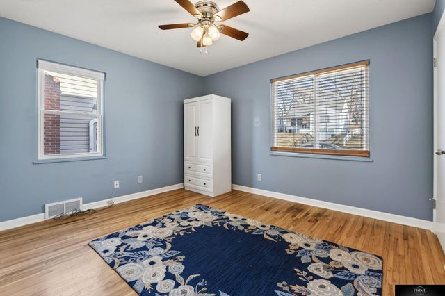 3842 N 65 Avenue, Omaha, NE 68104