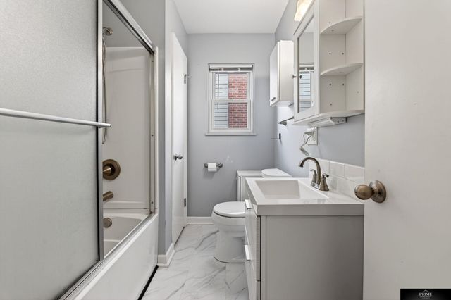 3842 N 65 Avenue, Omaha, NE 68104