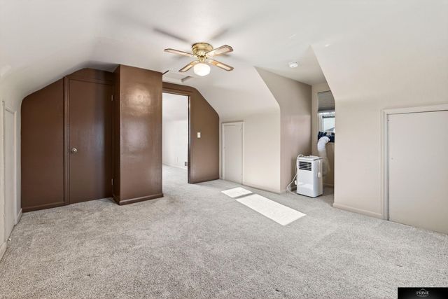 3842 N 65 Avenue, Omaha, NE 68104