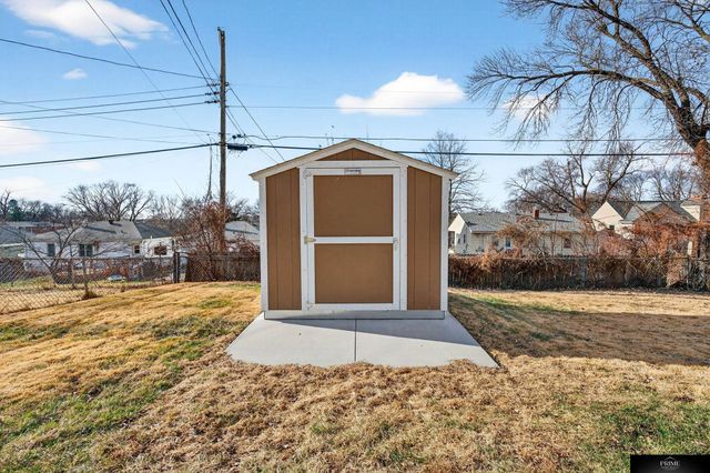 3842 N 65 Avenue, Omaha, NE 68104