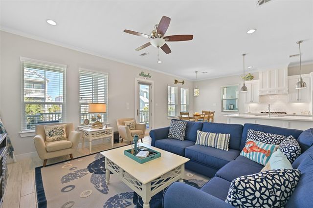 3827 Neptune, Galveston, TX 77554