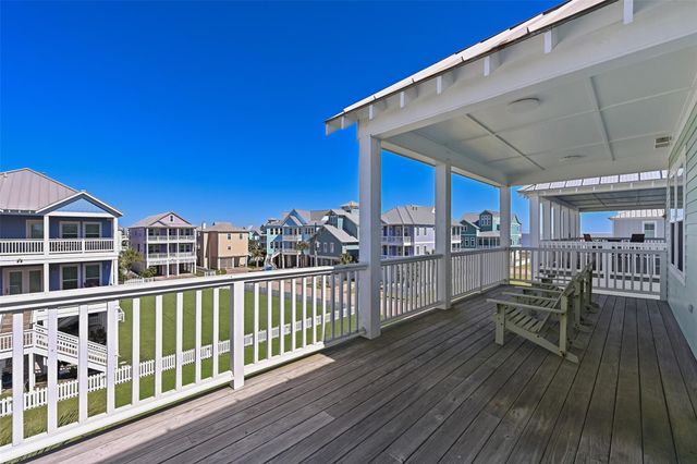 3827 Neptune, Galveston, TX 77554