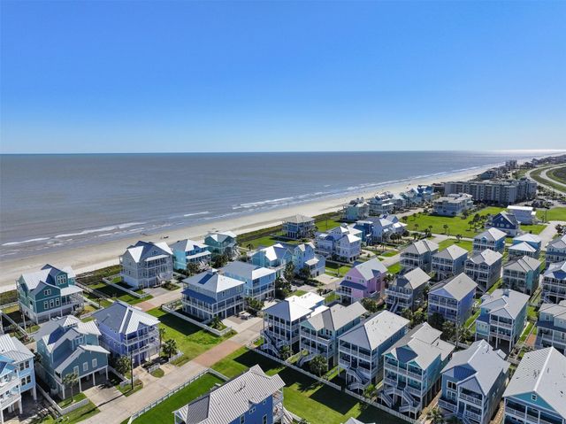 3827 Neptune, Galveston, TX 77554