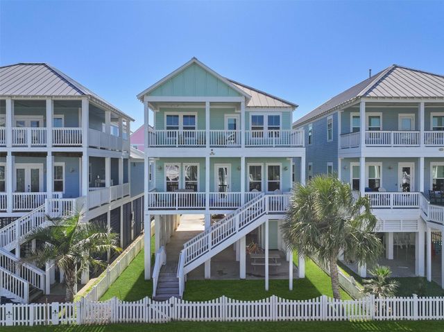 3827 Neptune, Galveston, TX 77554