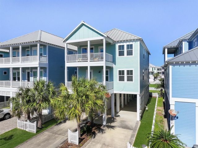 3827 Neptune, Galveston, TX 77554