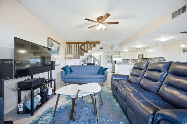 2750 NW 80th Ave, Sunrise, FL 33322
