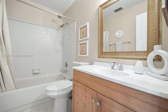 2750 NW 80th Ave, Sunrise, FL 33322