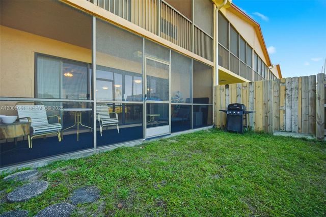 2750 NW 80th Ave, Sunrise, FL 33322