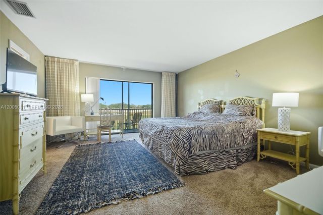 2750 NW 80th Ave, Sunrise, FL 33322