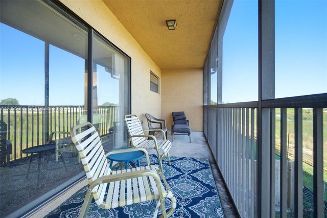2750 NW 80th Ave, Sunrise, FL 33322