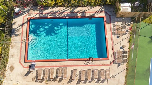 2750 NW 80th Ave, Sunrise, FL 33322
