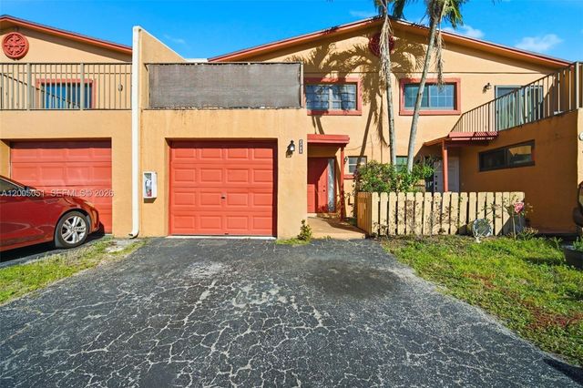 2750 NW 80th Ave, Sunrise, FL 33322