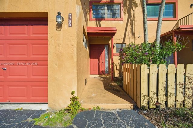 2750 NW 80th Ave, Sunrise, FL 33322