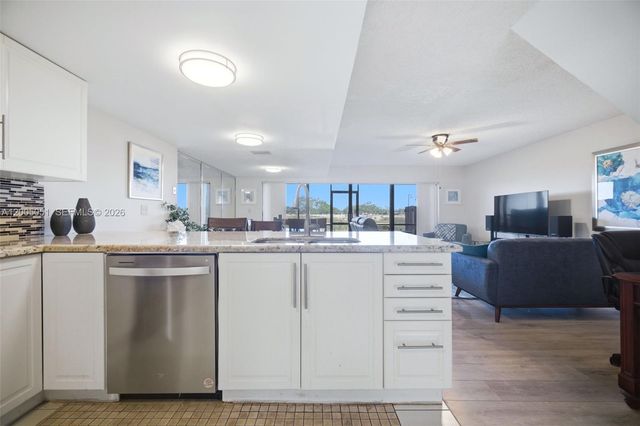 2750 NW 80th Ave, Sunrise, FL 33322