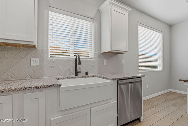 6093 Arosa Street, Las Cruces, NM 88012