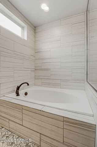 6093 Arosa Street, Las Cruces, NM 88012