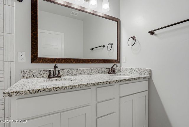 6093 Arosa Street, Las Cruces, NM 88012