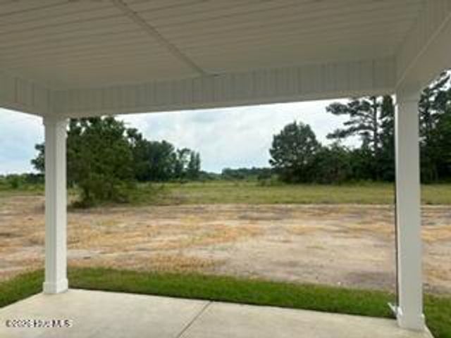 276 Eastwood Drive, Wallace, NC 28466