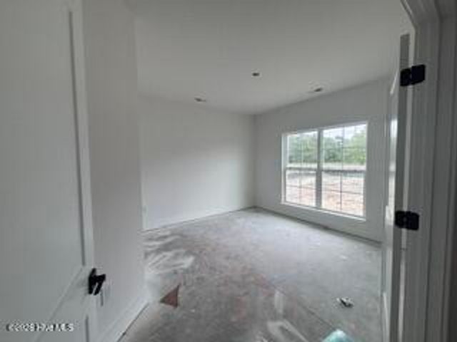 276 Eastwood Drive, Wallace, NC 28466