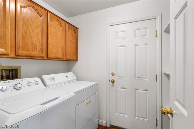 526 Crestway Road, Henderson, NV 89015