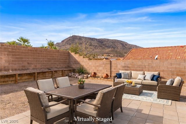 526 Crestway Road, Henderson, NV 89015