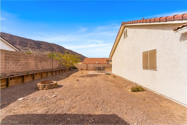 526 Crestway Road, Henderson, NV 89015