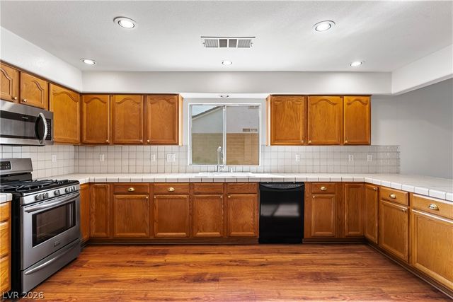 526 Crestway Road, Henderson, NV 89015