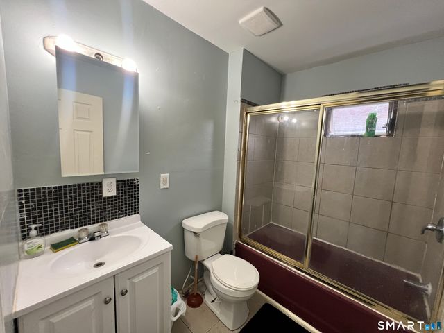366 Dover Street, Bridgeport, CT 06610