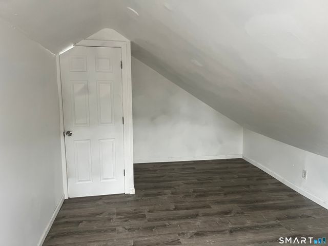 366 Dover Street, Bridgeport, CT 06610