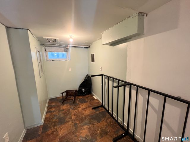 366 Dover Street, Bridgeport, CT 06610