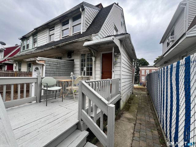 366 Dover Street, Bridgeport, CT 06610
