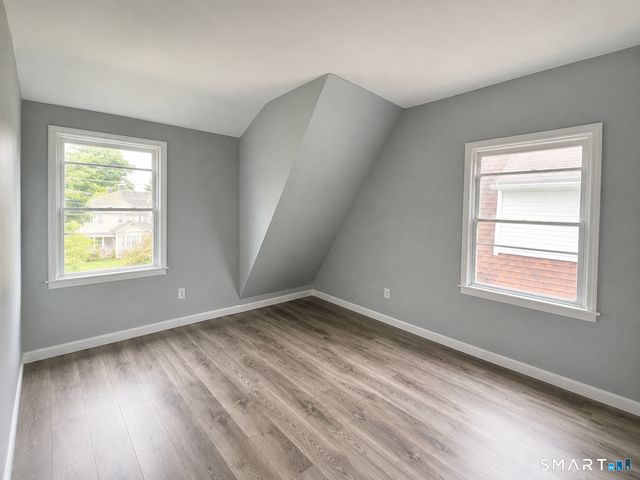 366 Dover Street, Bridgeport, CT 06610