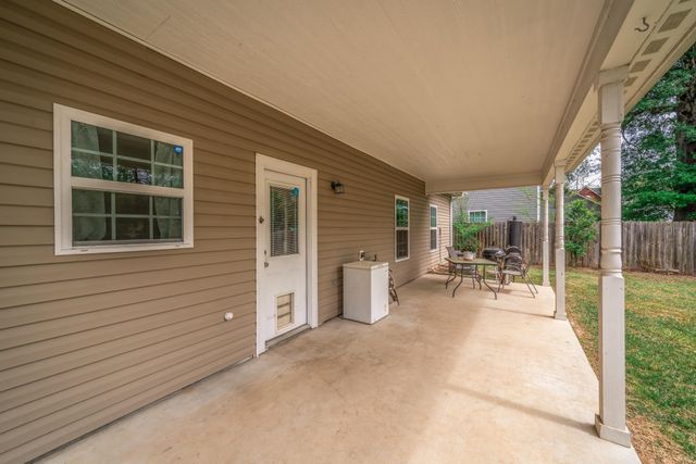 209 W Gay Ave., Gladewater, TX 75647